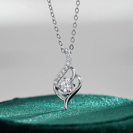 Silver Moissanite