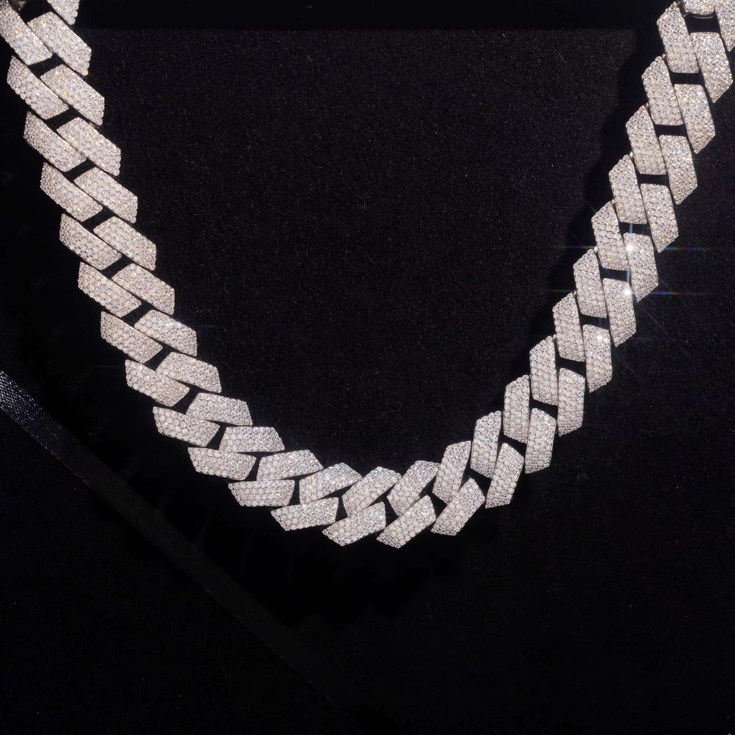 Cuban chain 18mm